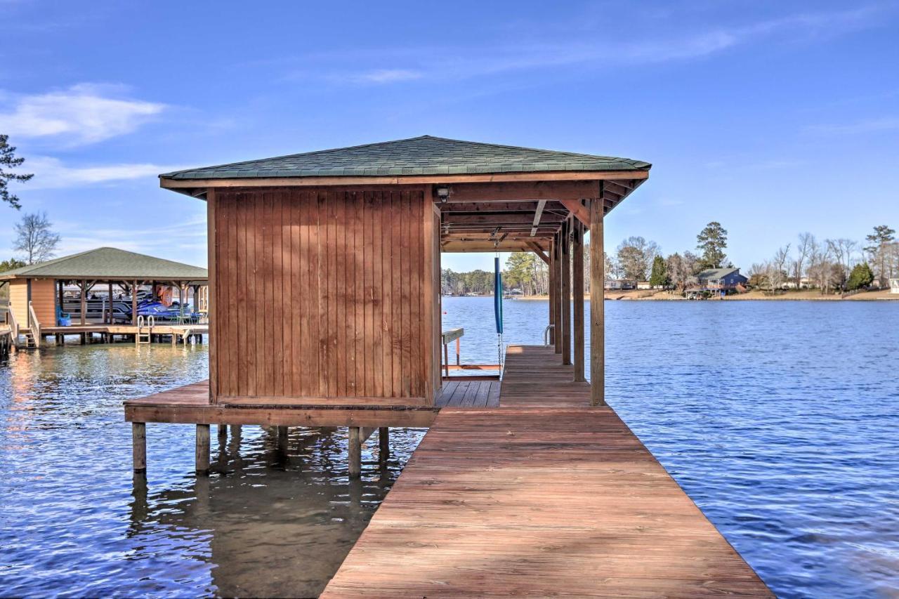 Lakefront Sparta Cottage With Decks And Boat Dock Exterior photo
